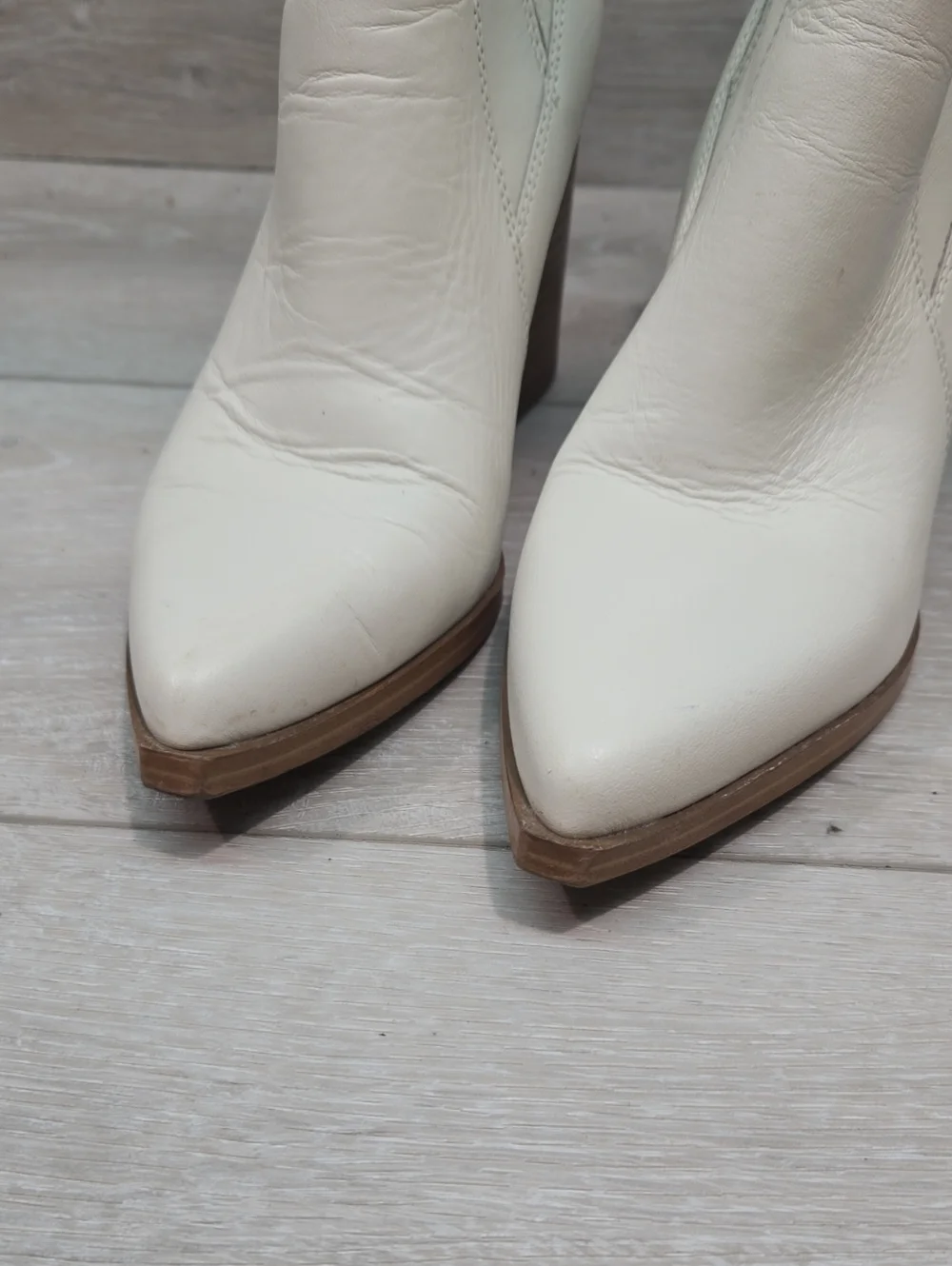 Marc Fisher Women's Marela Cream Leather Ankle Boots Block Heel Shoes Sz 6.5M